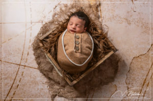 Photographe bébé naissance à Saint Maur des Fossés